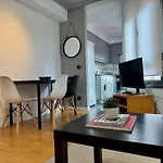 Jardin De San Feliz / Fontan Apartament