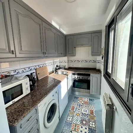 Jardin De San Feliz / Fontan Apartment