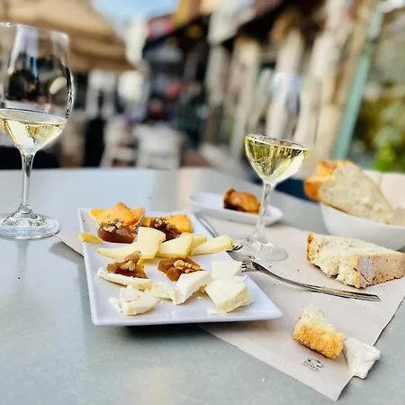 Jardin De San Feliz / Fontan Appartement