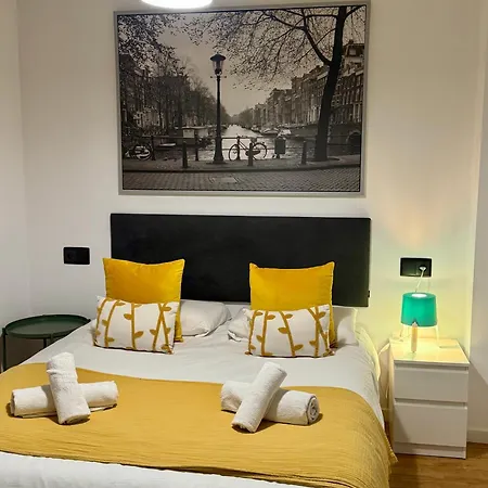 Jardin De San Feliz / Fontan Apartment