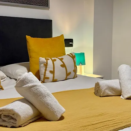 Apartment Jardin De San Feliz / Fontan Oviédo