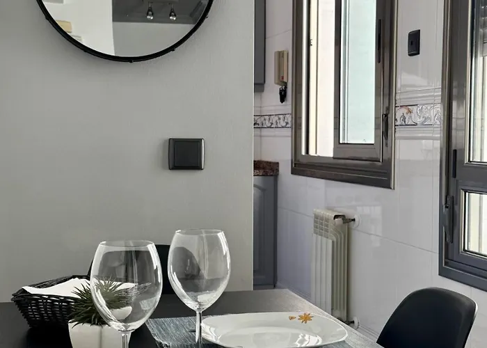 Jardin De San Feliz / Fontan Apartment Oviédo