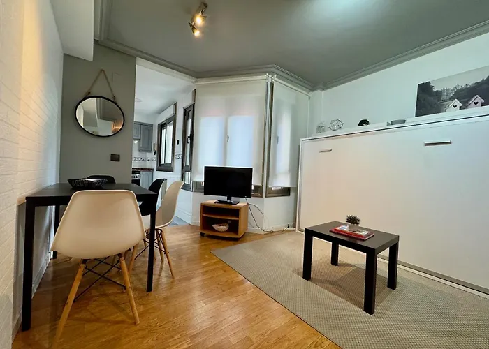 Apartment Jardin De San Feliz / Fontan Oviédo